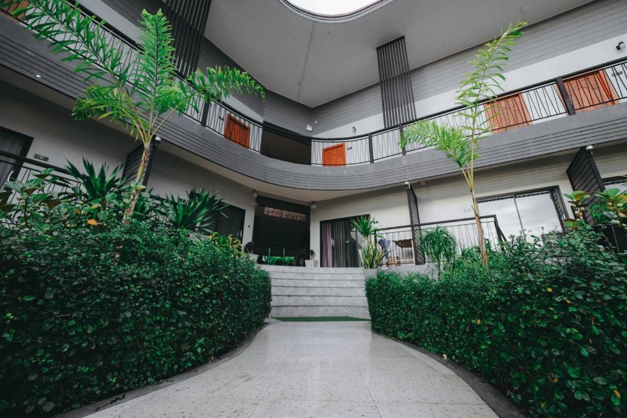 Hillside Boutique Hotel Surat Thani Buitenkant foto